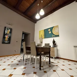 Holiday home Casa Nel Vicolo